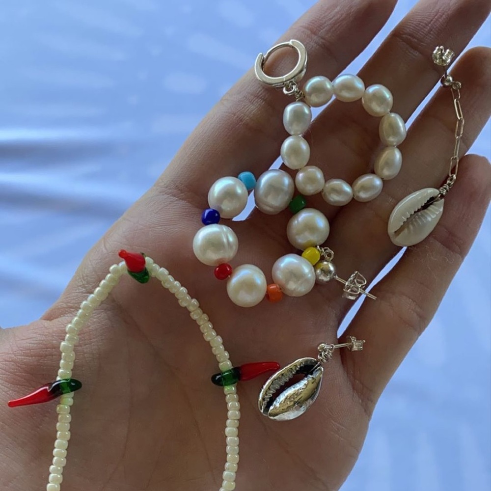 Mismatched Genuine Freshwater Pearl Earring Set Statement Gold Hoops Earrings - Picture 12 of 12